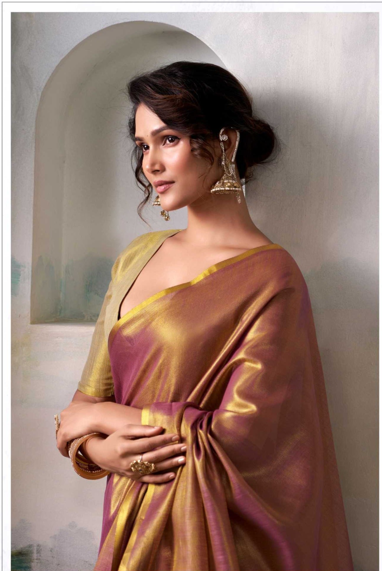 Rose Gold Handloom Tissue Saree with Contrast Blouse