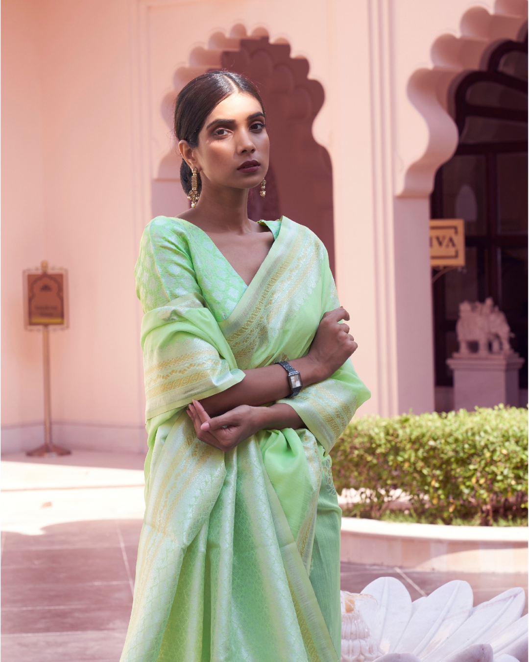 Green  Linen weaving Sarees