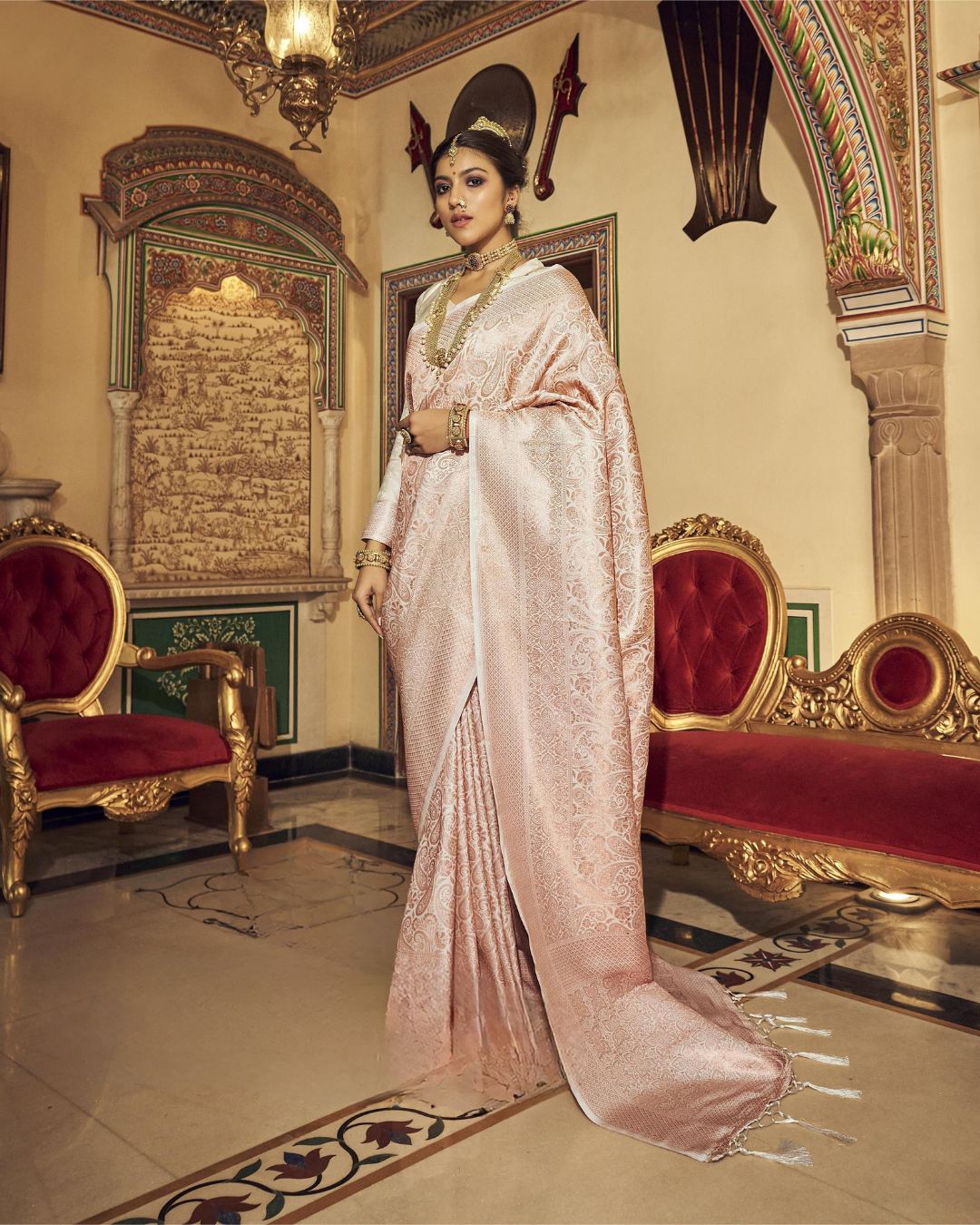 White Silk Weaving Kanjivaram Saree