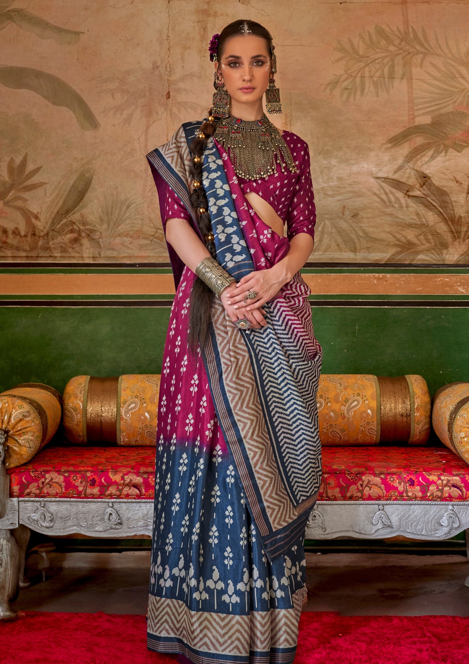 MAGENTA AND BLUE SILK TRADITIONAL CLASSIC DESIGN WITH AQUA FINISH