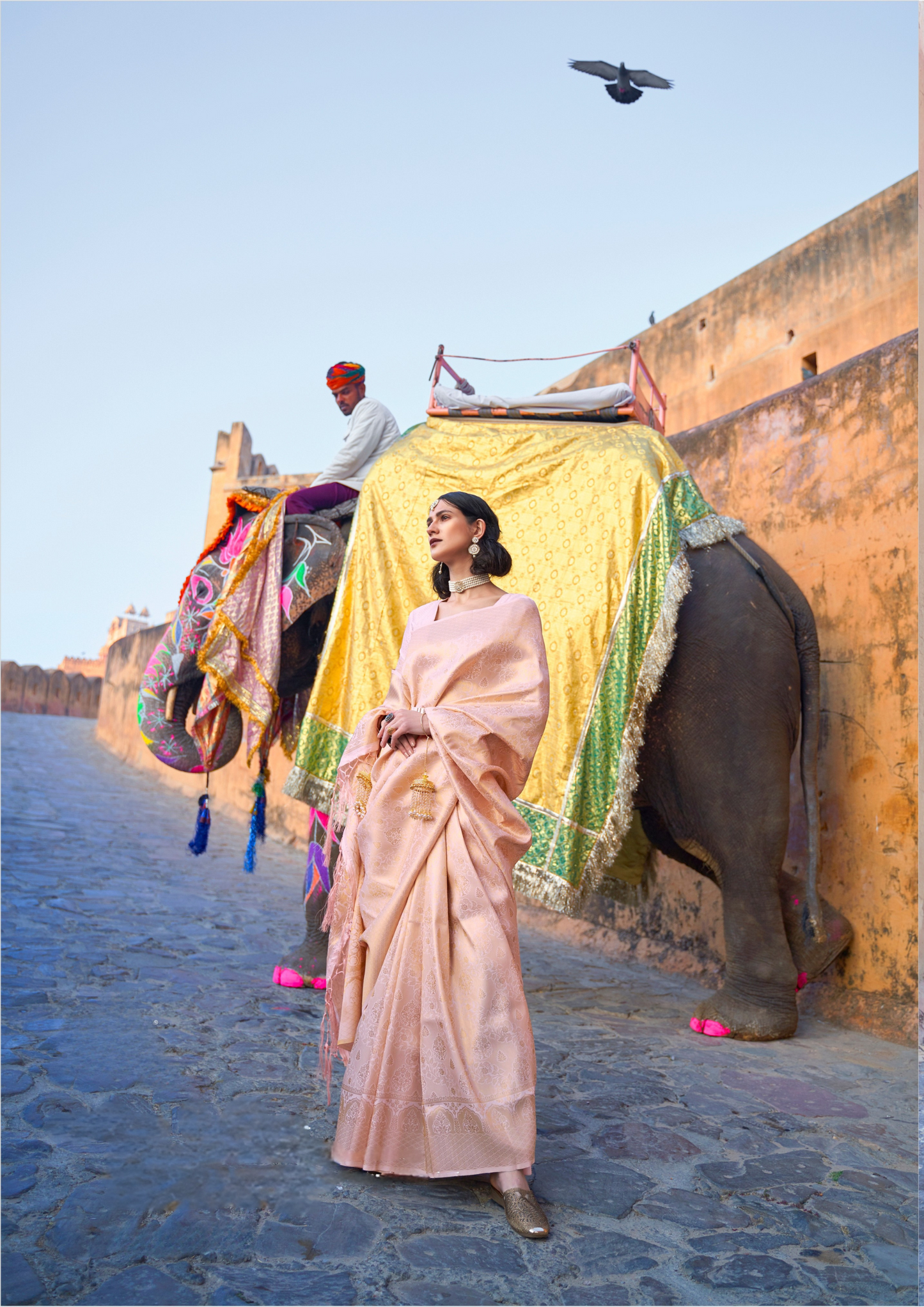 Kanjivaram PEACH GOLD HANDLOOM WEAVING SILK SAREES