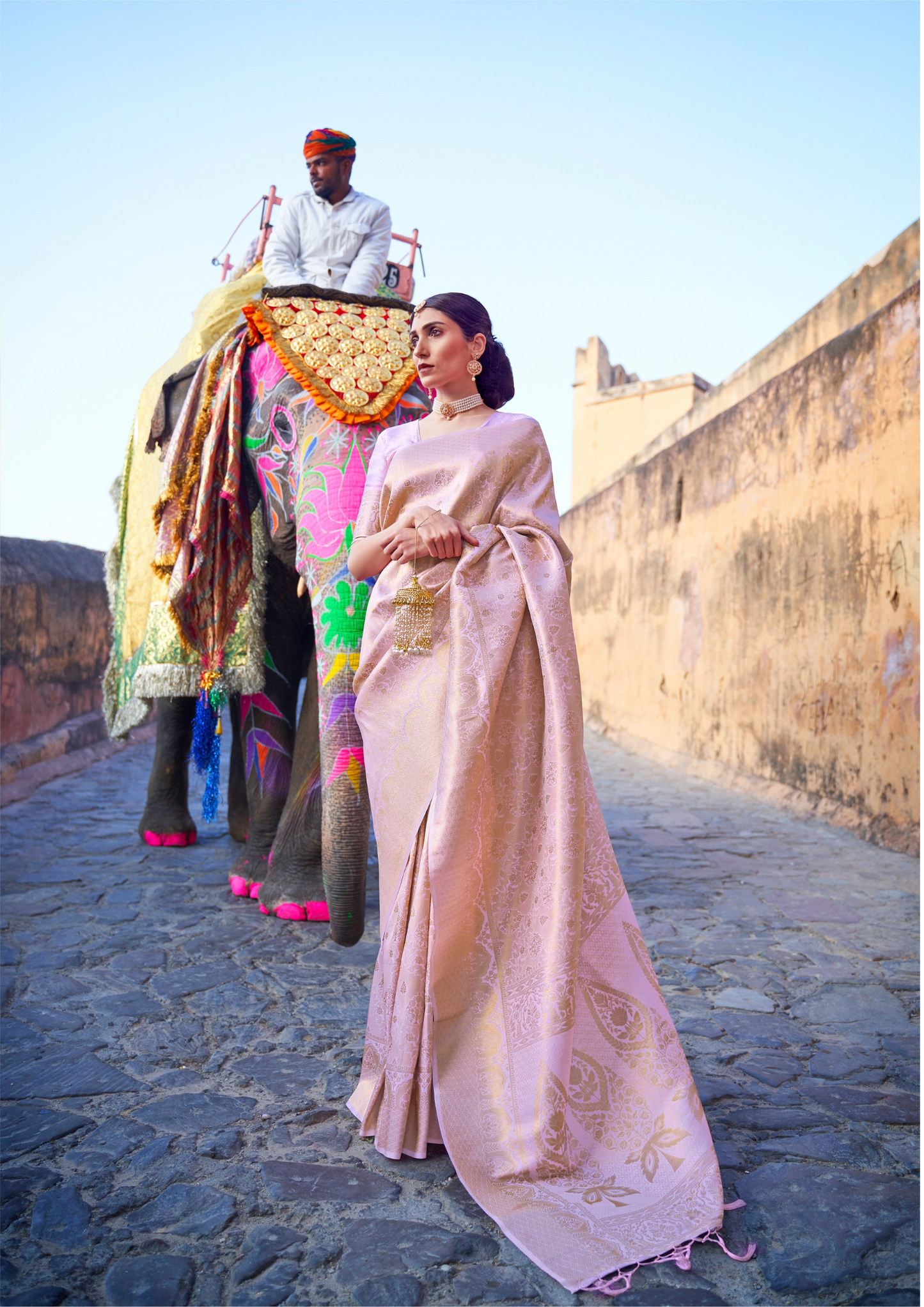 Kanjivaram PEACH CREAM HANDLOOM WEAVING SILK SAREES