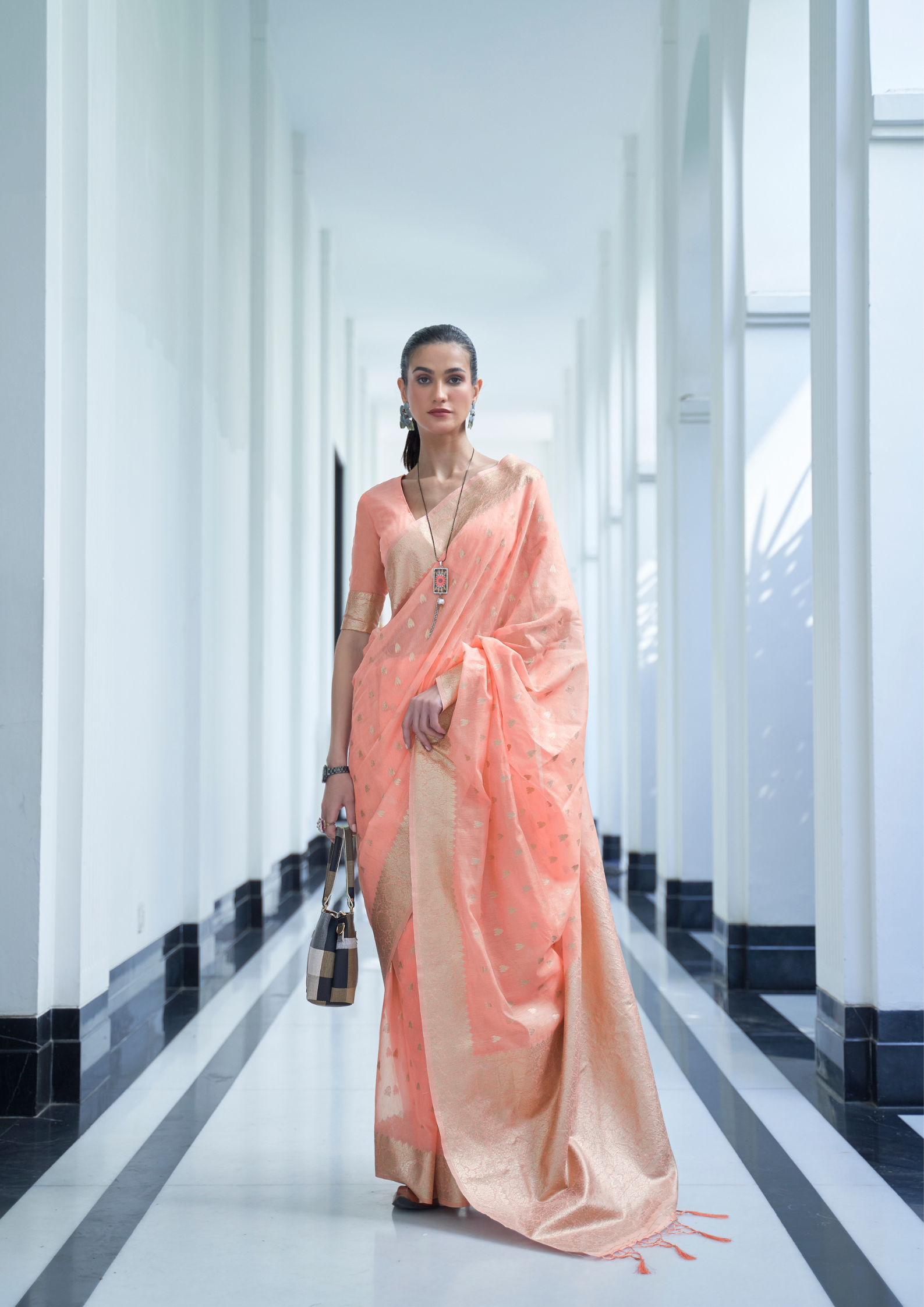Kanjivaram PEACH MODAL MUKAISH HANDLOOM