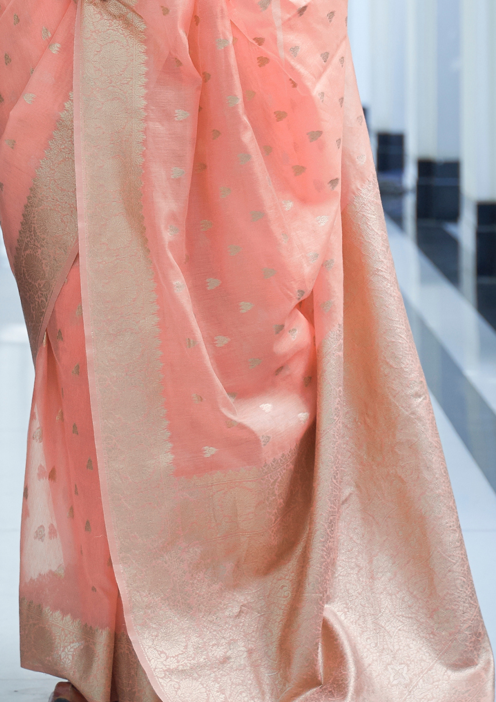 Kanjivaram PEACH MODAL MUKAISH HANDLOOM