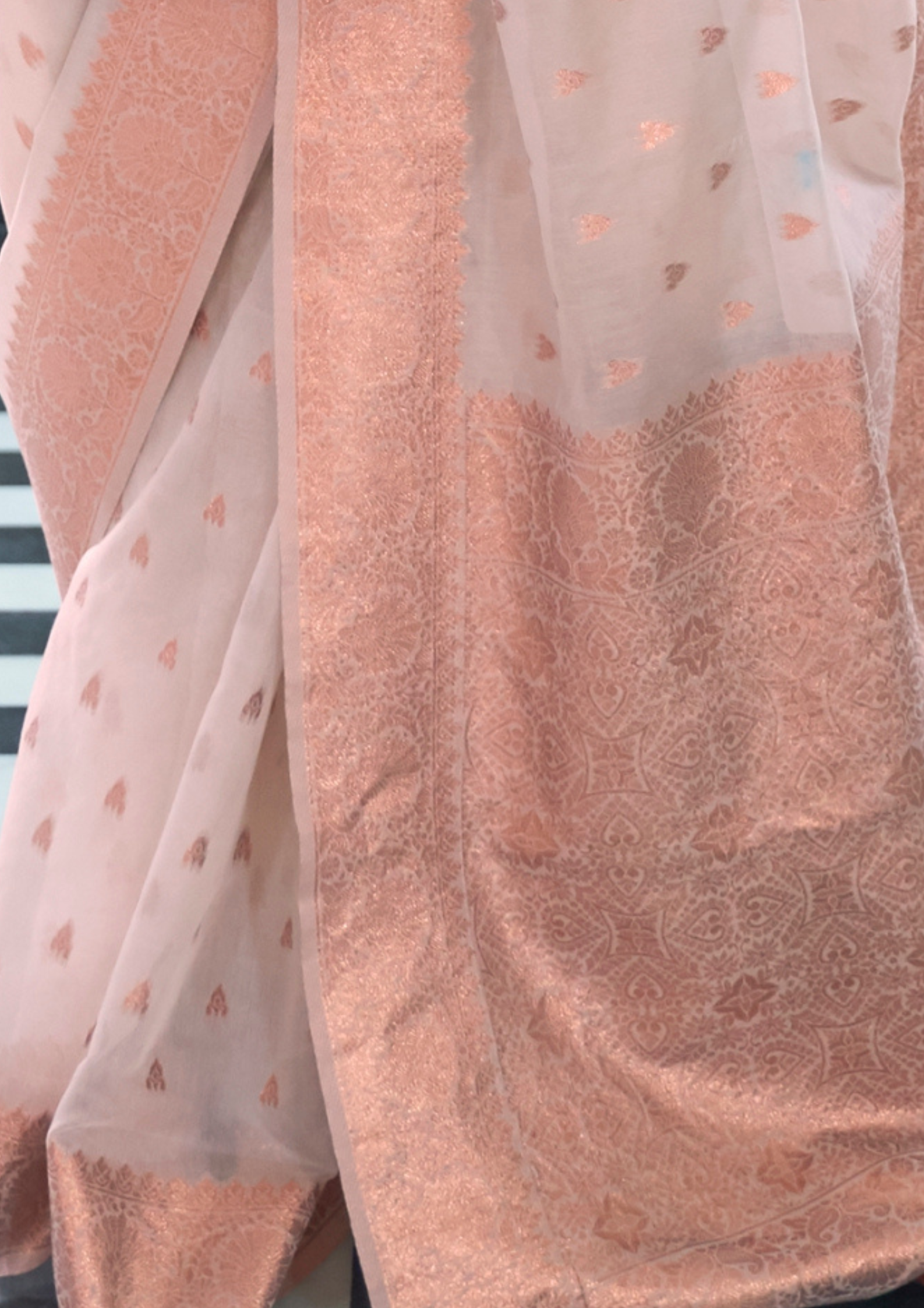 Kanjivaram PASTEL PEACH BEIGE MODAL MUKAISH HANDLOOM
