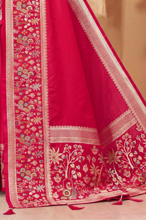 Soft Silk Premium Red Saree - SaviDurga