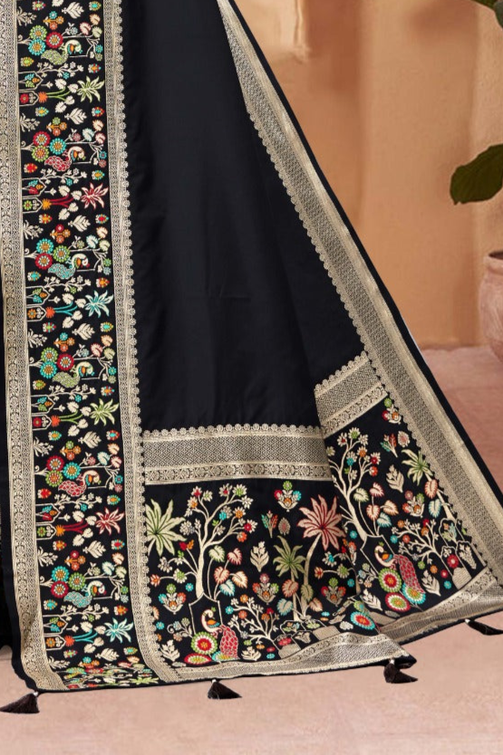 Soft Silk Premium Black Saree - SaviDurga