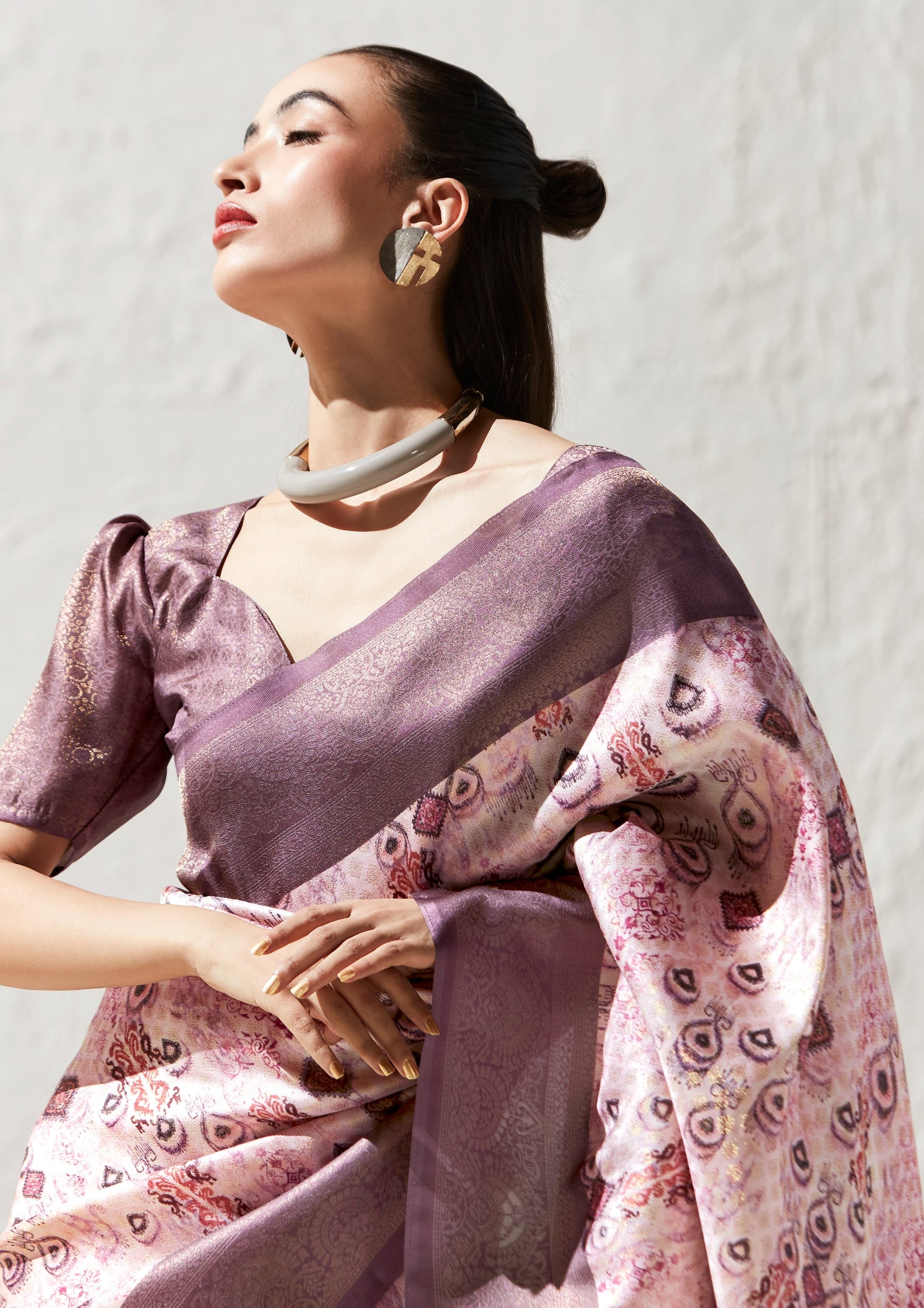 Rose Gold Saree With Printed Zari Border