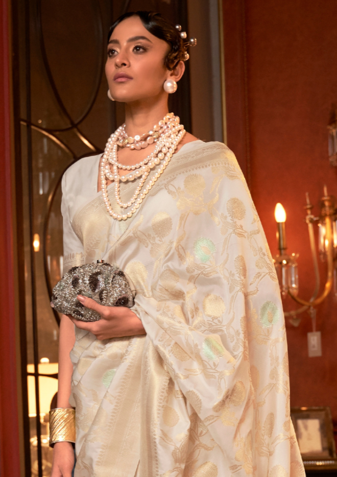 White handloom weaving sarees