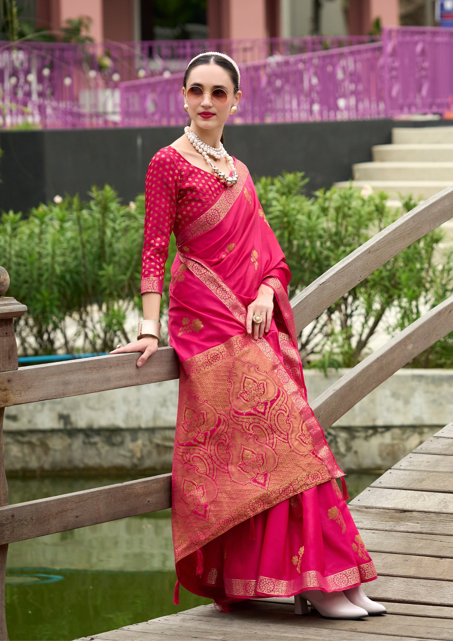 PURE SATTIN HANDWOVEN HOT PINK SAAREE WITH ZARI WEAVING