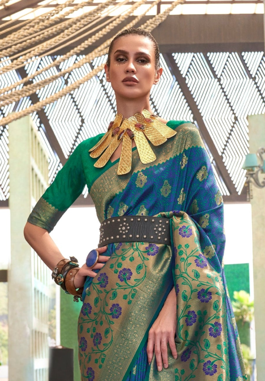 Green Blue Self Contrast Chaap Handloom Weaving Saree