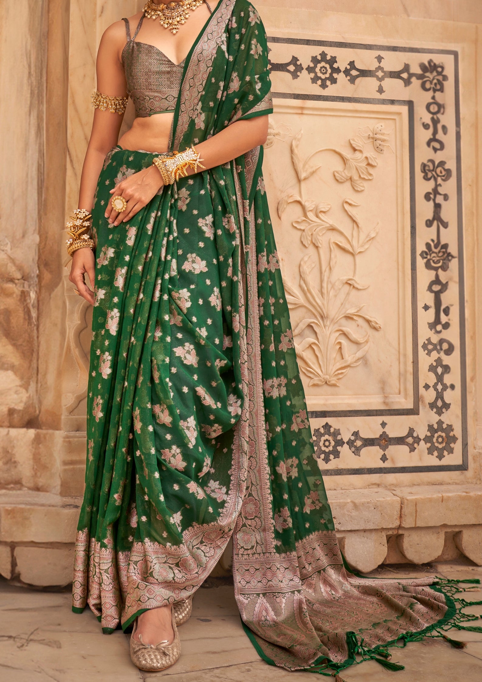 GREEN GEORGETTE SAREE WITH WEAVING BUTA BORDER