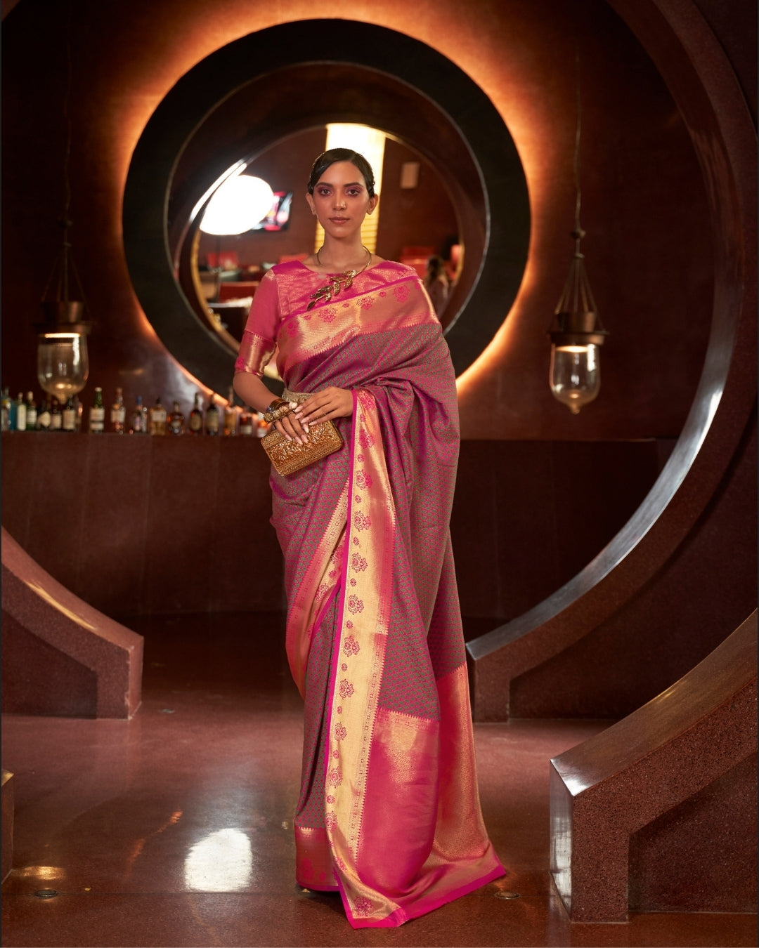 Pink  Self contrasting Handloom woven saree