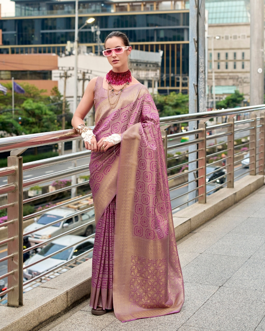 Purple Buttery Silk Saree in Kanjivaram Pattern Weaving