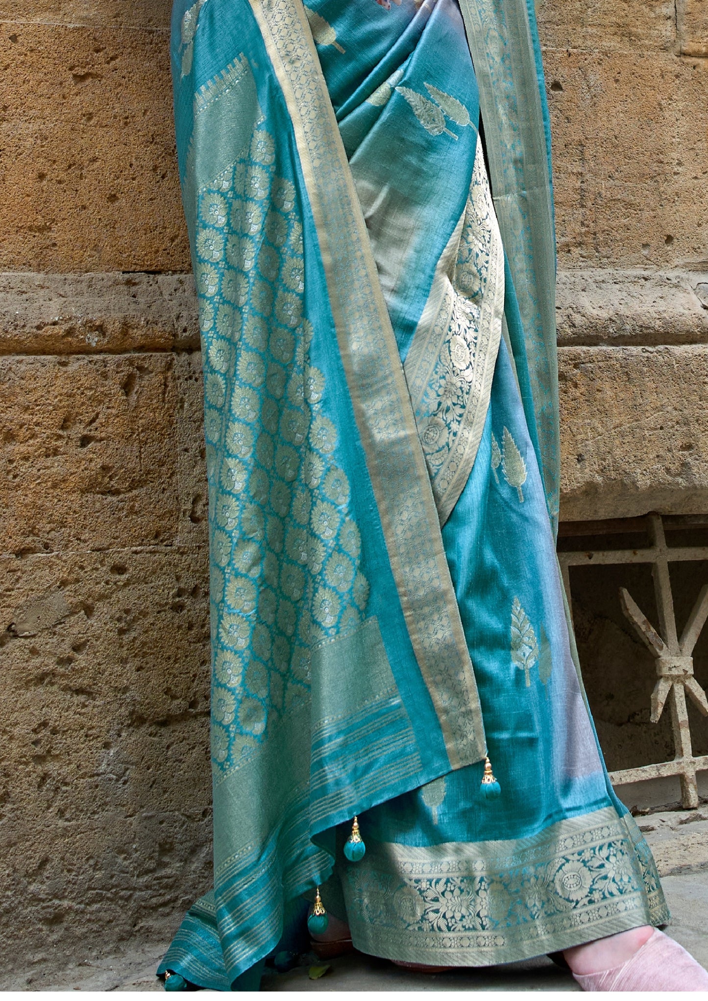 TEAL V.P.SILK WITH AQUA FINISH