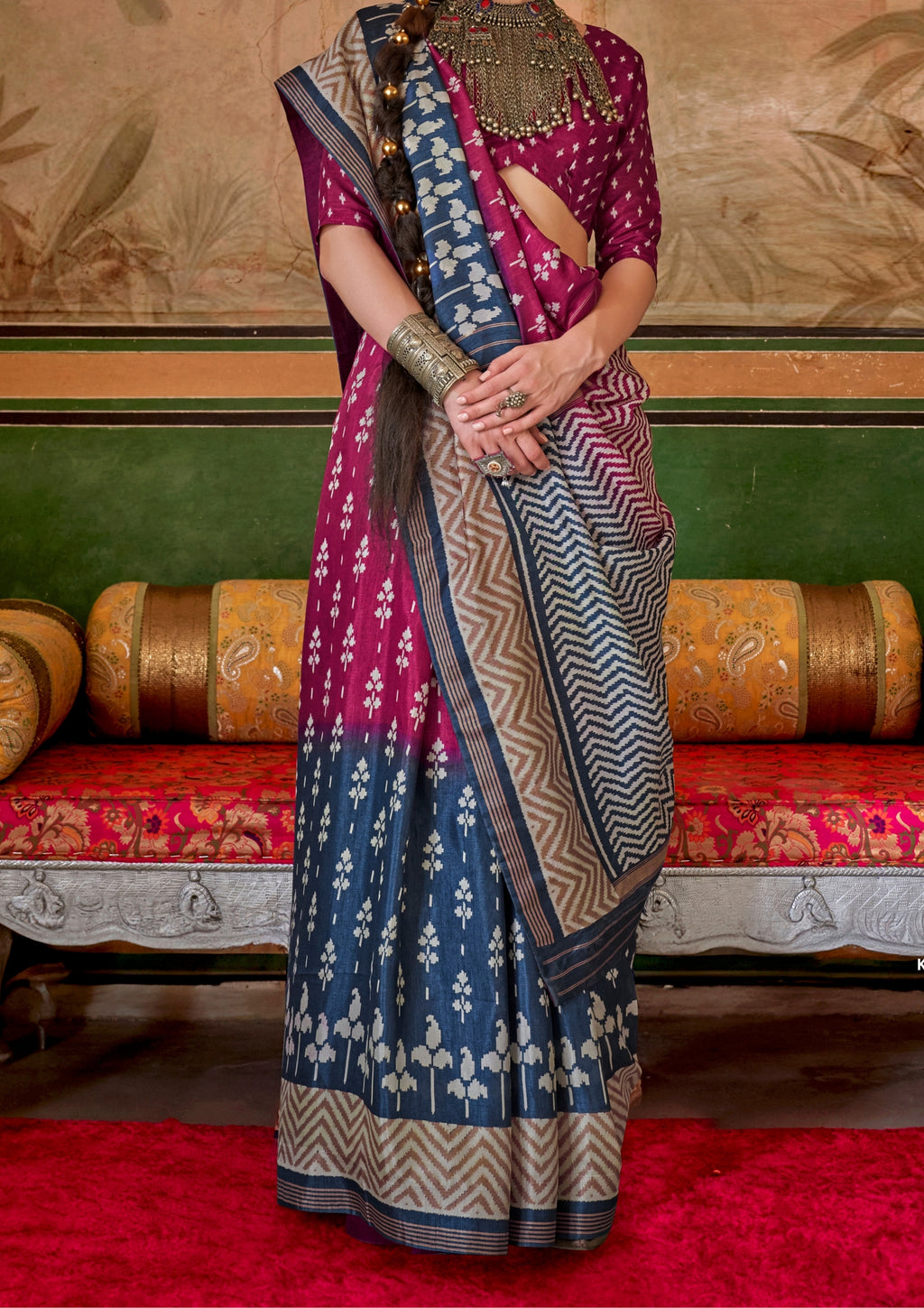 MAGENTA AND BLUE SILK TRADITIONAL CLASSIC DESIGN WITH AQUA FINISH