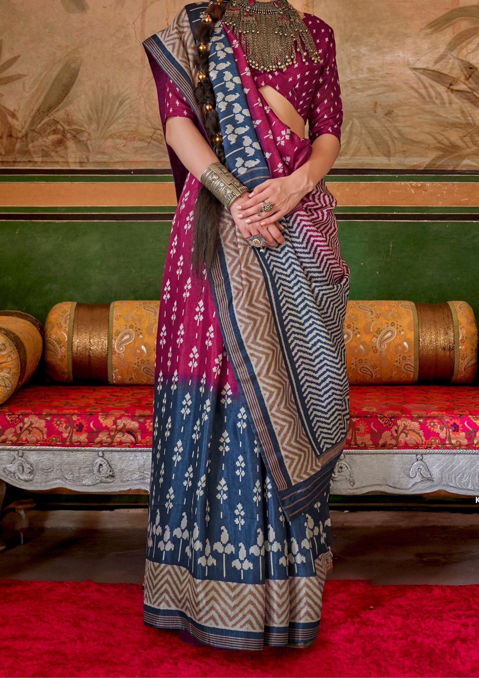 MAGENTA AND BLUE SILK TRADITIONAL CLASSIC DESIGN WITH AQUA FINISH