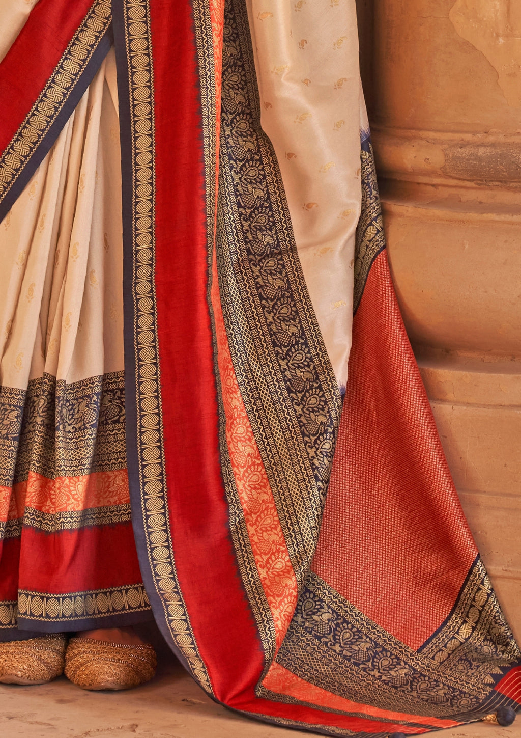 Cream Silk Saree With Patola Blouse