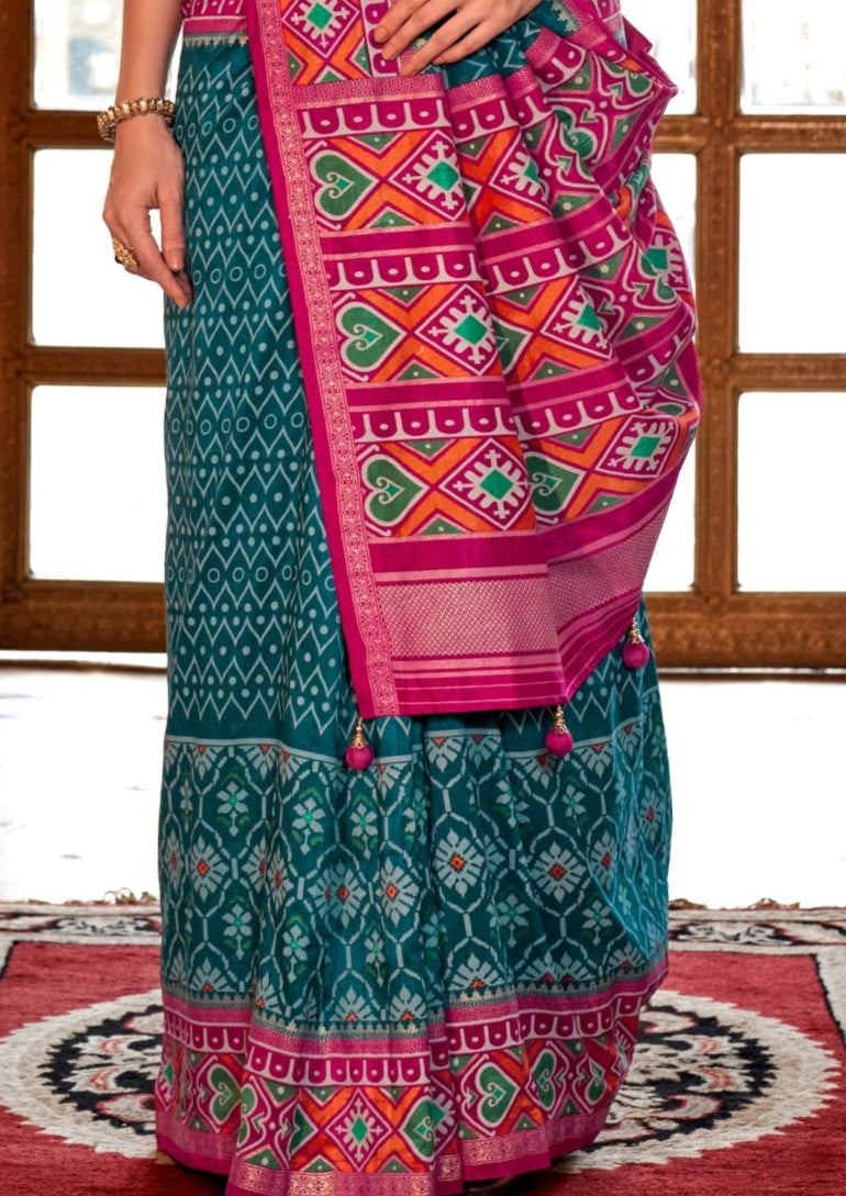 Super PV Silk Patola Design Morpankh Saree With Contrast Border