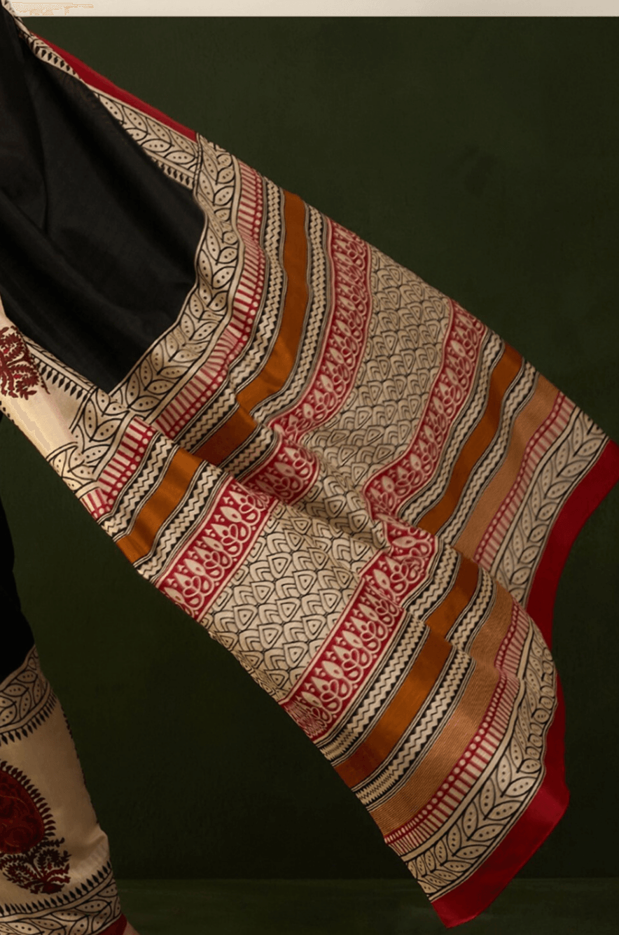 Bhagalpuri Silk Black with Beige Borders Bhagalpuri Saree - SaviDurga