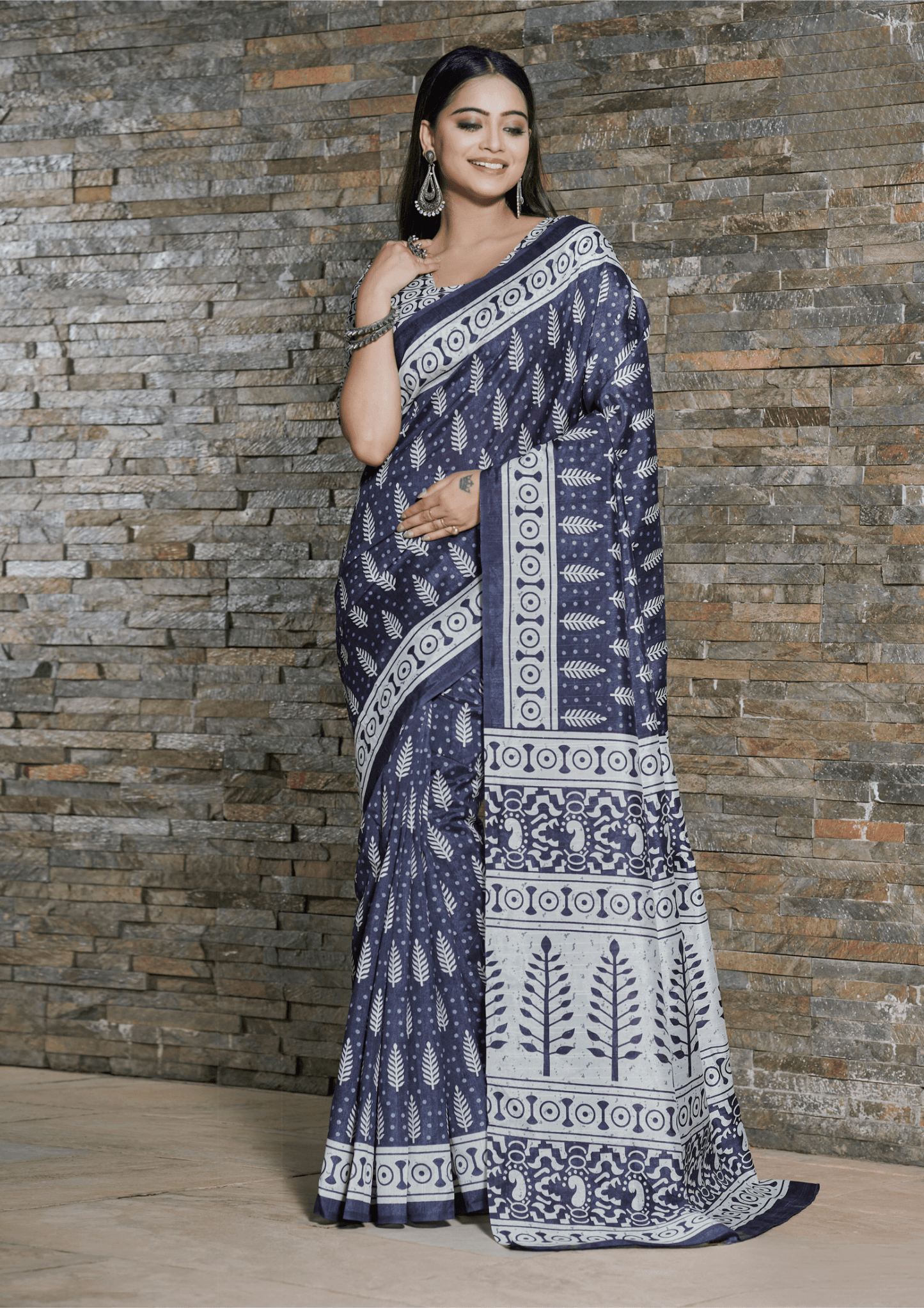 Saree Exqusite Slate Blue Leaves Printed Saree - SaviDurga