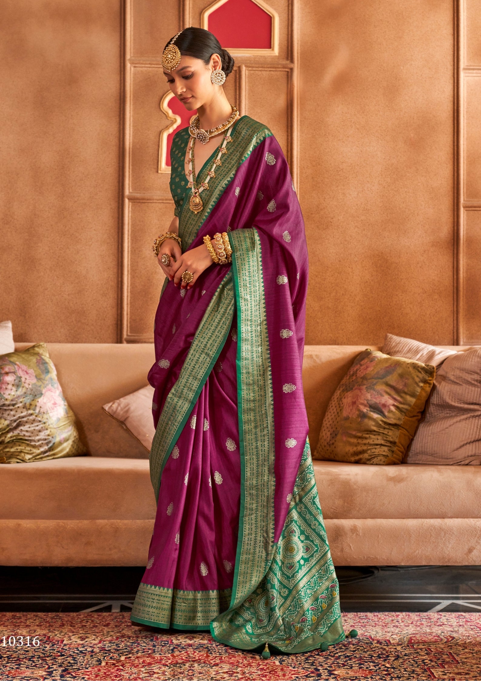 Classical Patola Design With Sambalpuri Print Plum Silk Saree