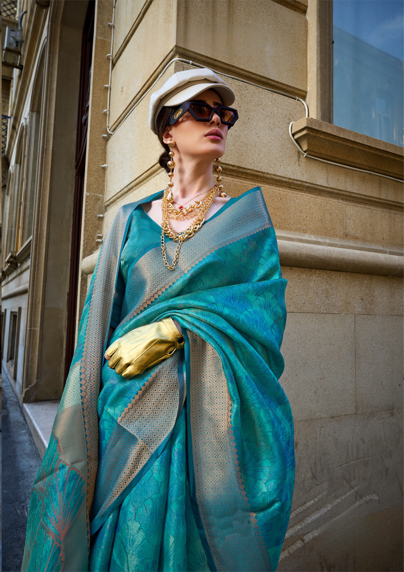 Turqoise Two Tone Organza Weaving Saree