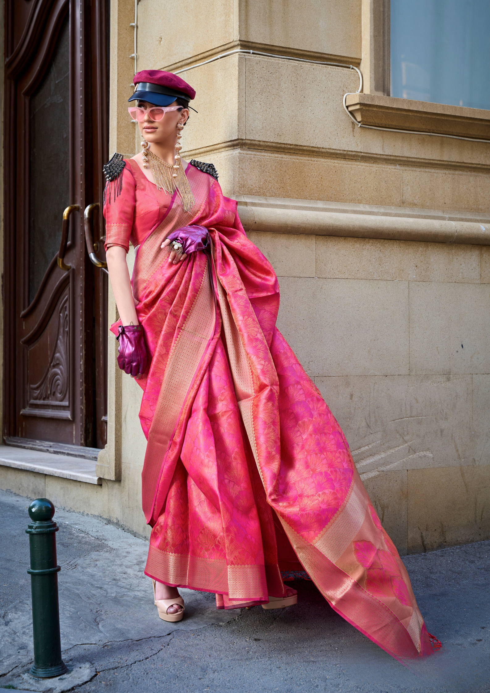 Pink Two Tone Organza Weaving Saree