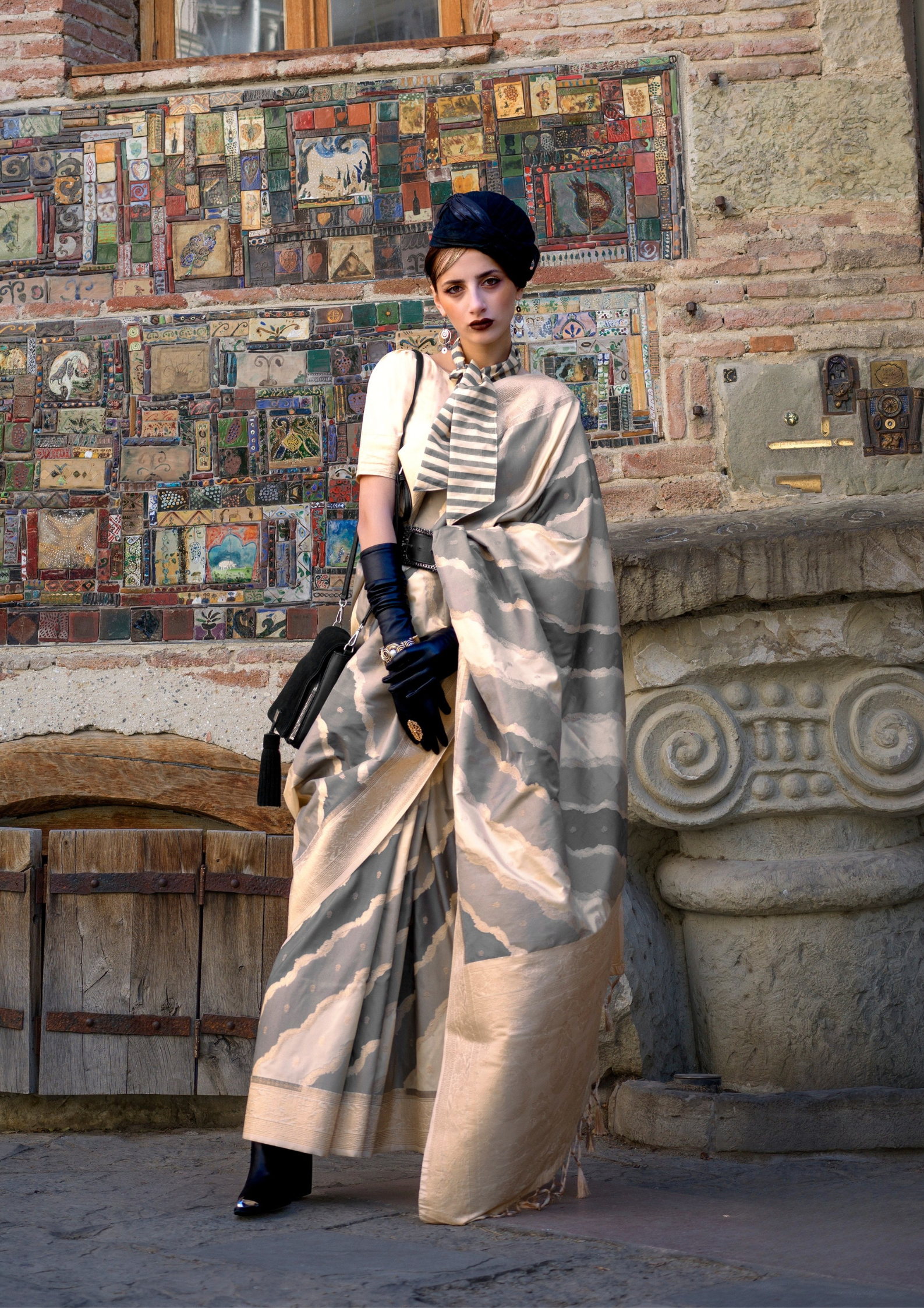 Gold and Grey Rangkaat Handwoven soft silk Saree