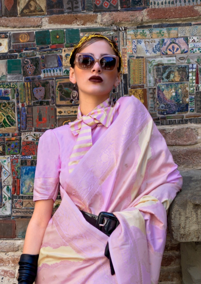 Light Purple Rangkaat Handwoven soft silk Saree