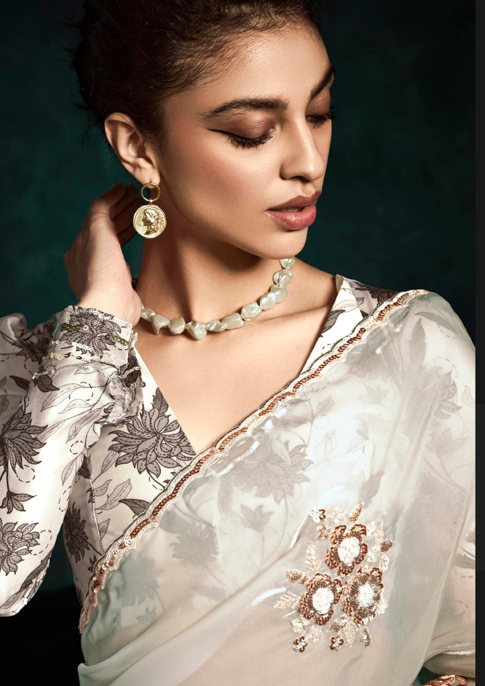 Sage Green Crushed Tissue Embroidered Border And Tassels Saree With Designer Blouse