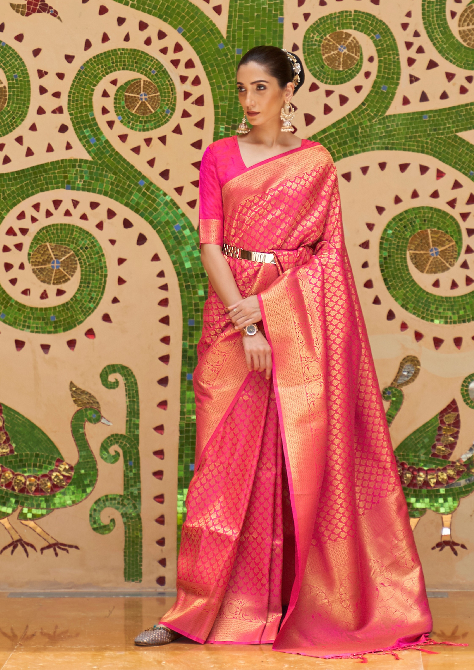 Elegant Pink Silk Handloom weaving saree