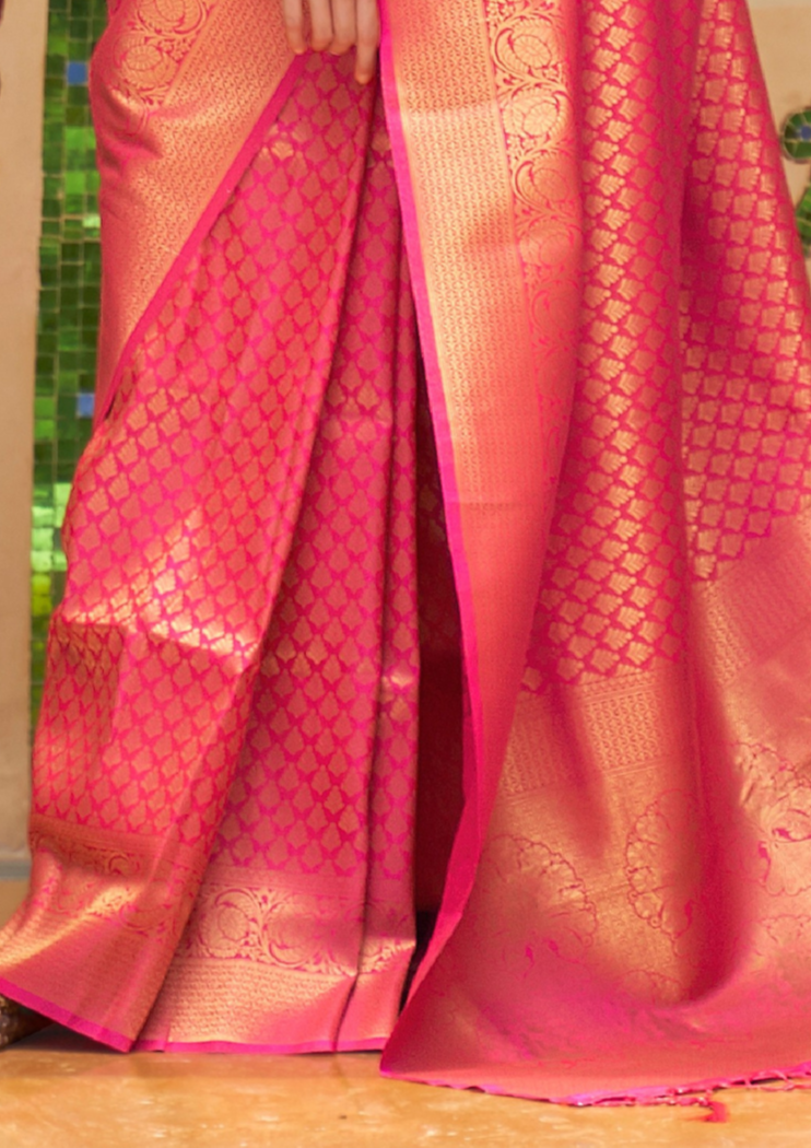 Elegant Pink Silk Handloom weaving saree