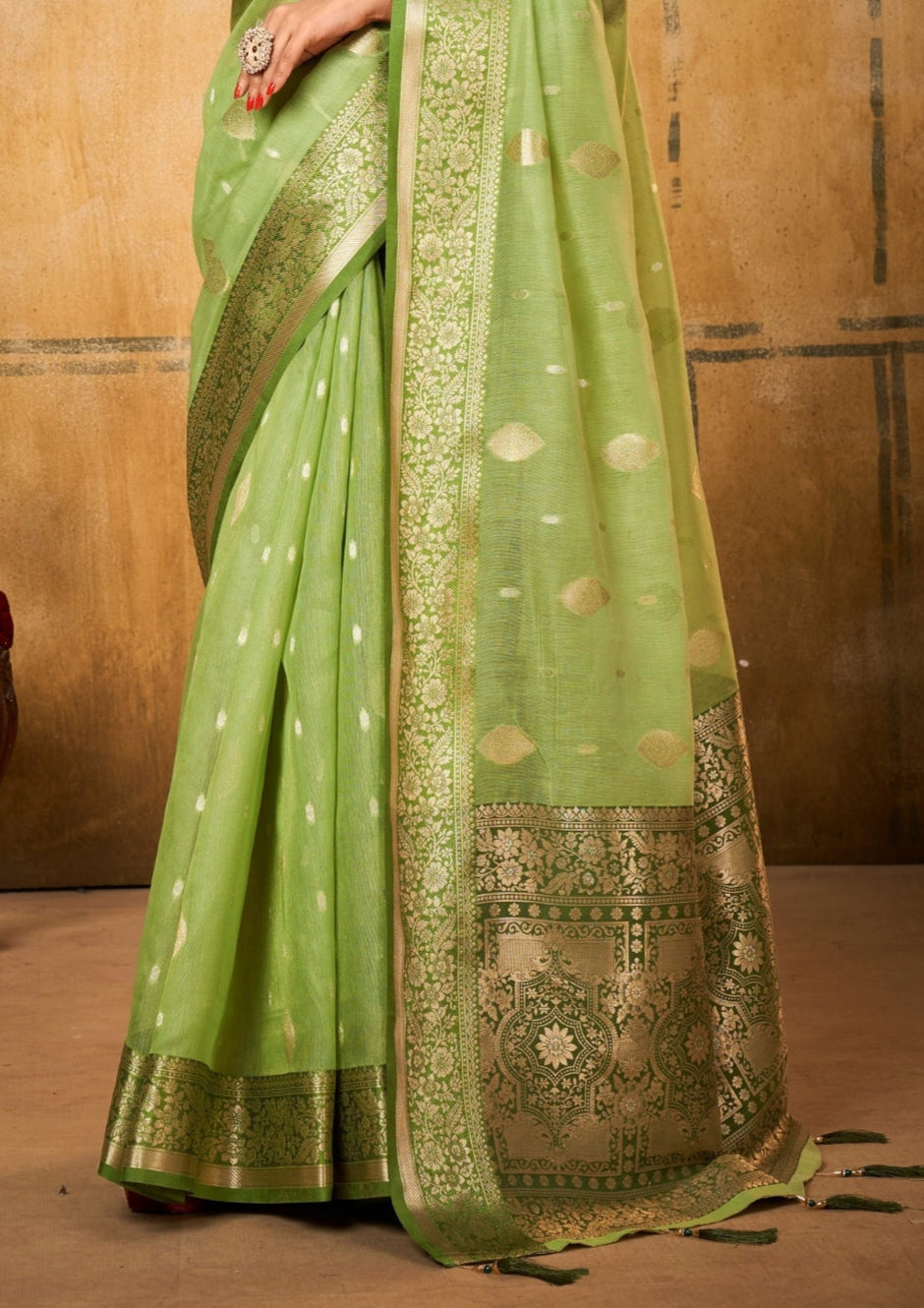 Banarsi Tissue with Contrast Border Zari Work Light Green Saree