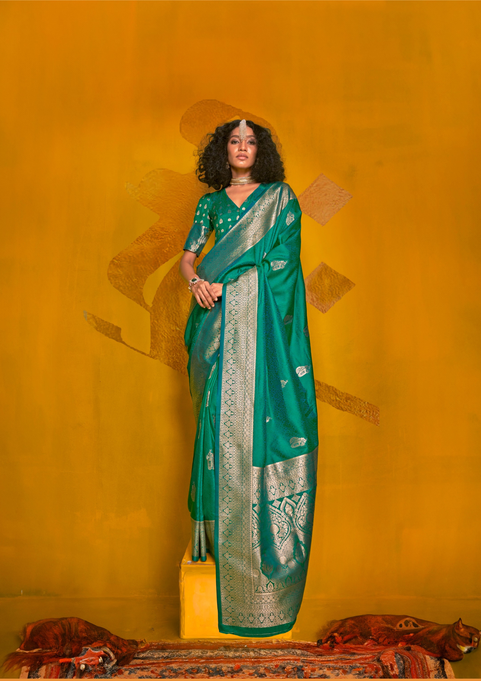 GREEN-TWO TONE HANDLOOM WEAVING SILK