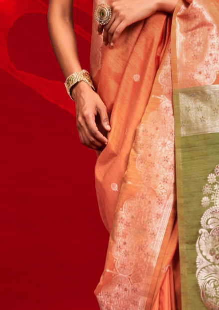 ORANGE SILK - HANDLOOM WEAVING - CONTRAST IKKAT PALLU