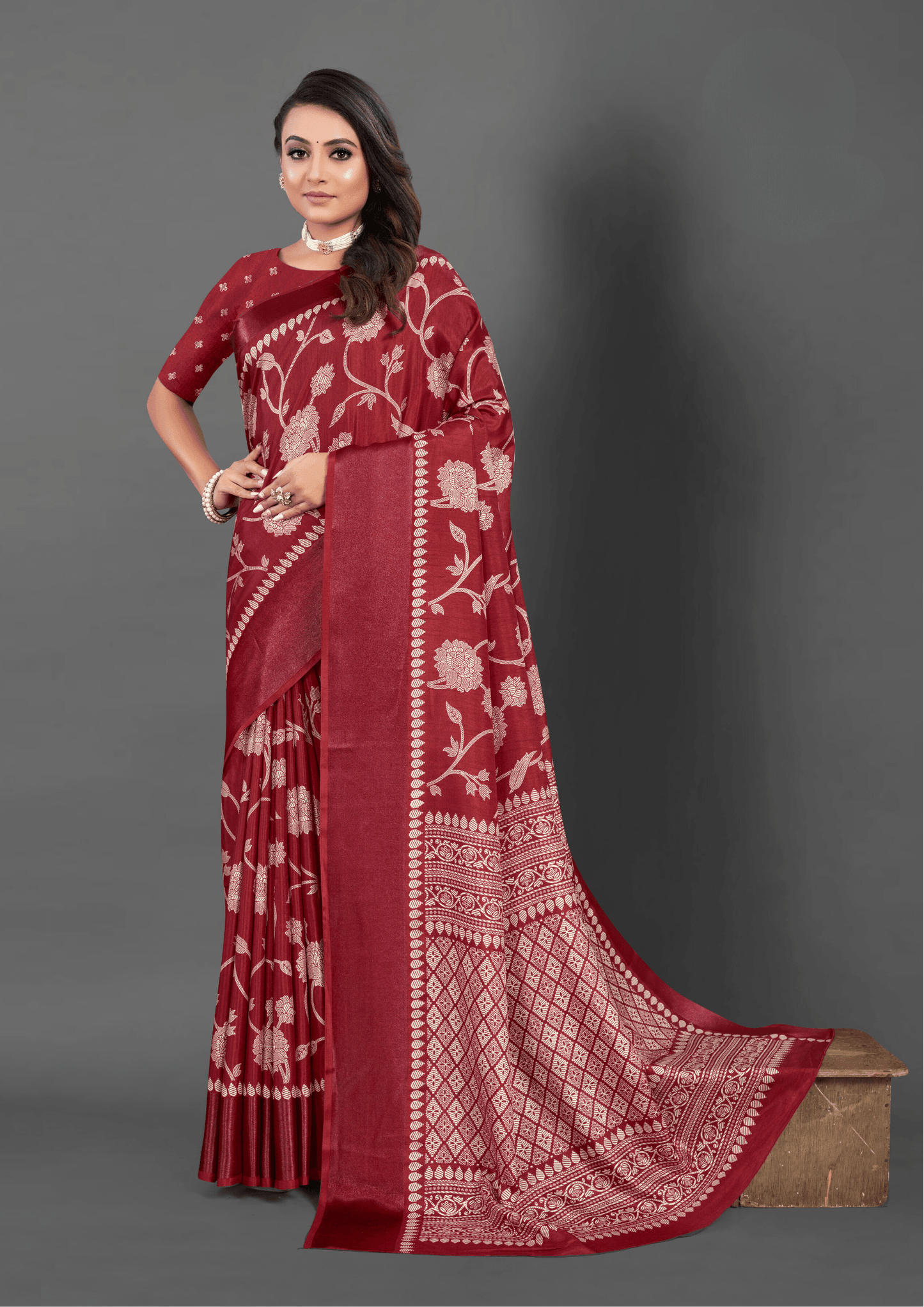 Saree Red Floral Print Dola Saree - SaviDurga