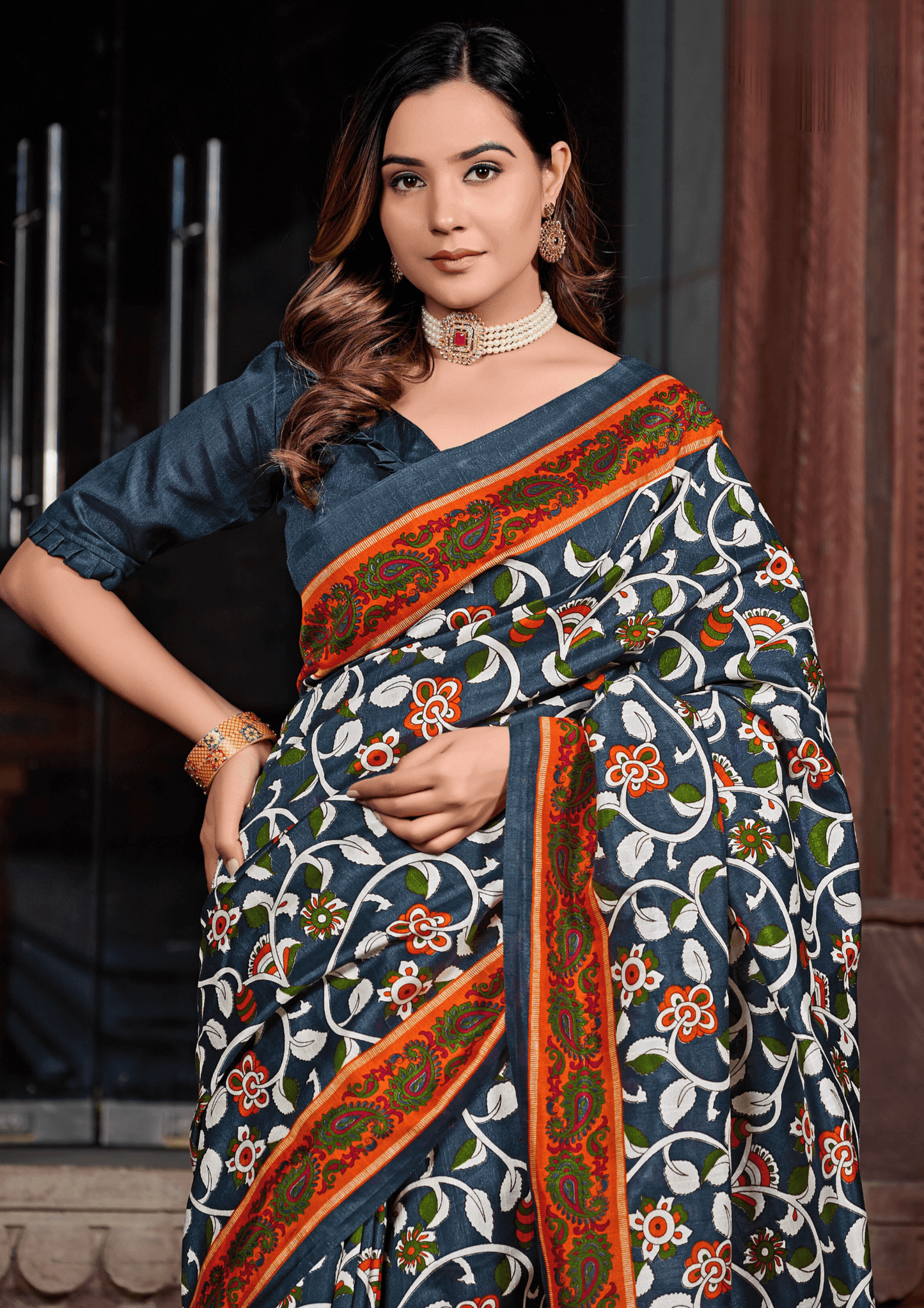 Saree Slate Grey Floral Patterned Saree - SaviDurga