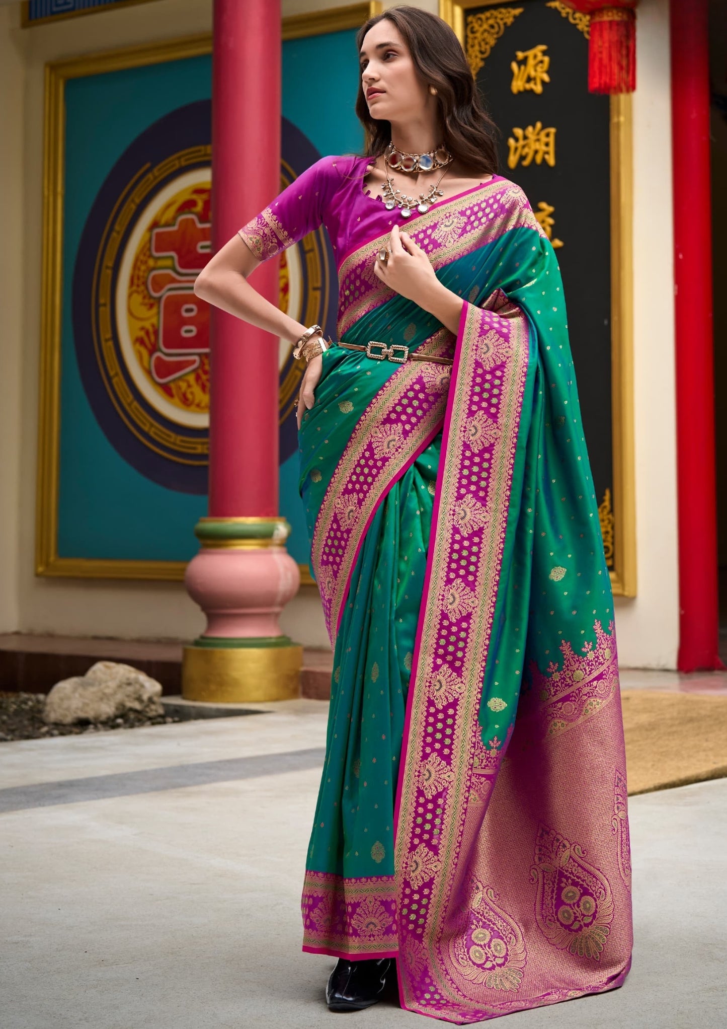 Kanjivaram Tissue Silk Exotic Zari Work Pink Border Morpankh Saree