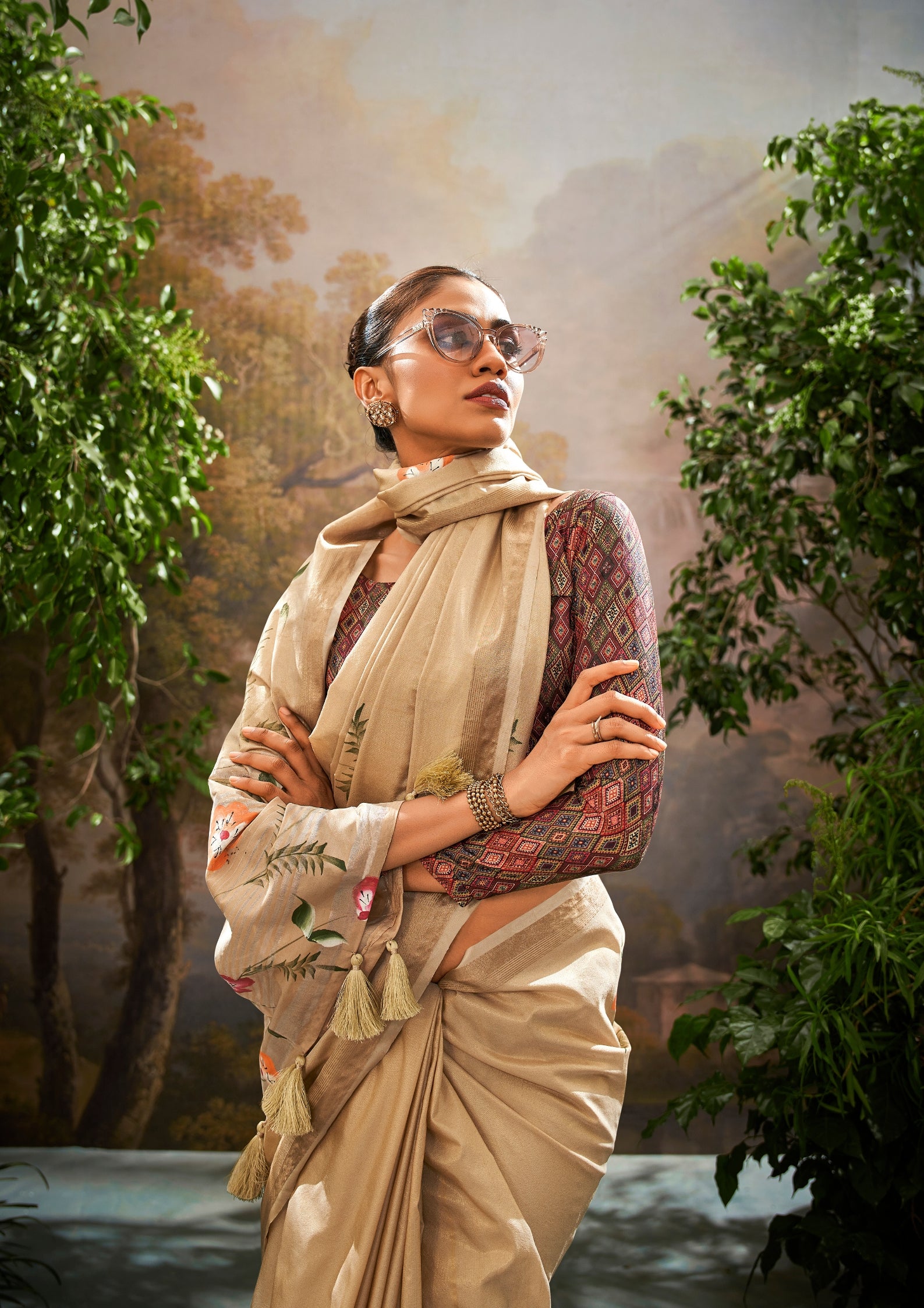 Linen Tissue Floral Hand Print Kalamkari Blouse Beige Saree