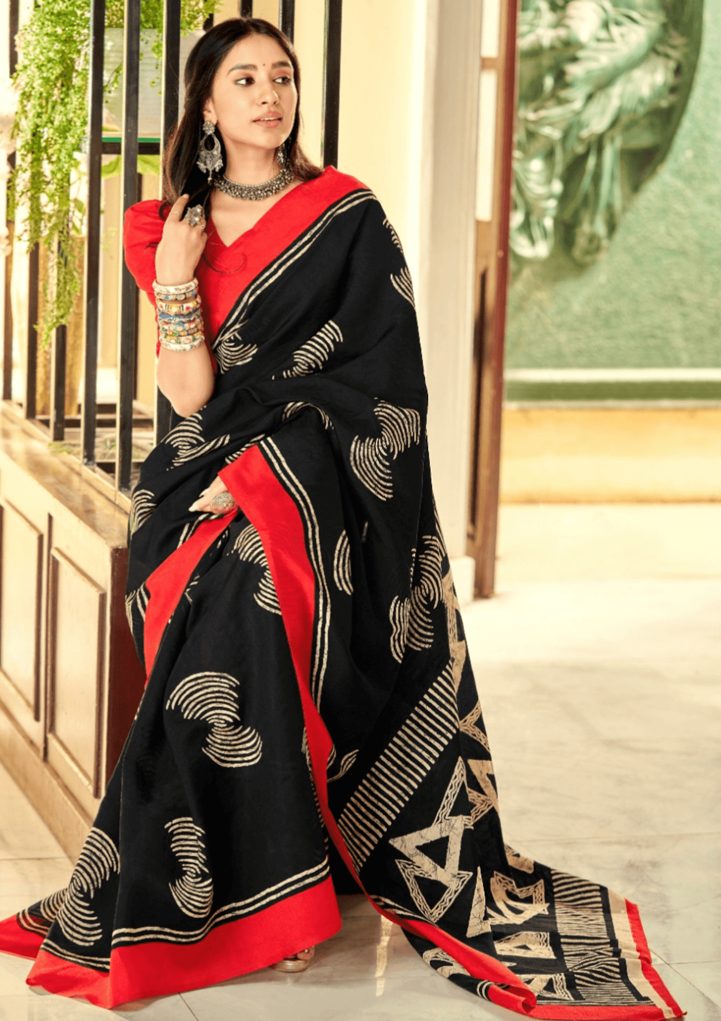 Saree Trendy Black and Red Bhagalpuri Saree - SaviDurga