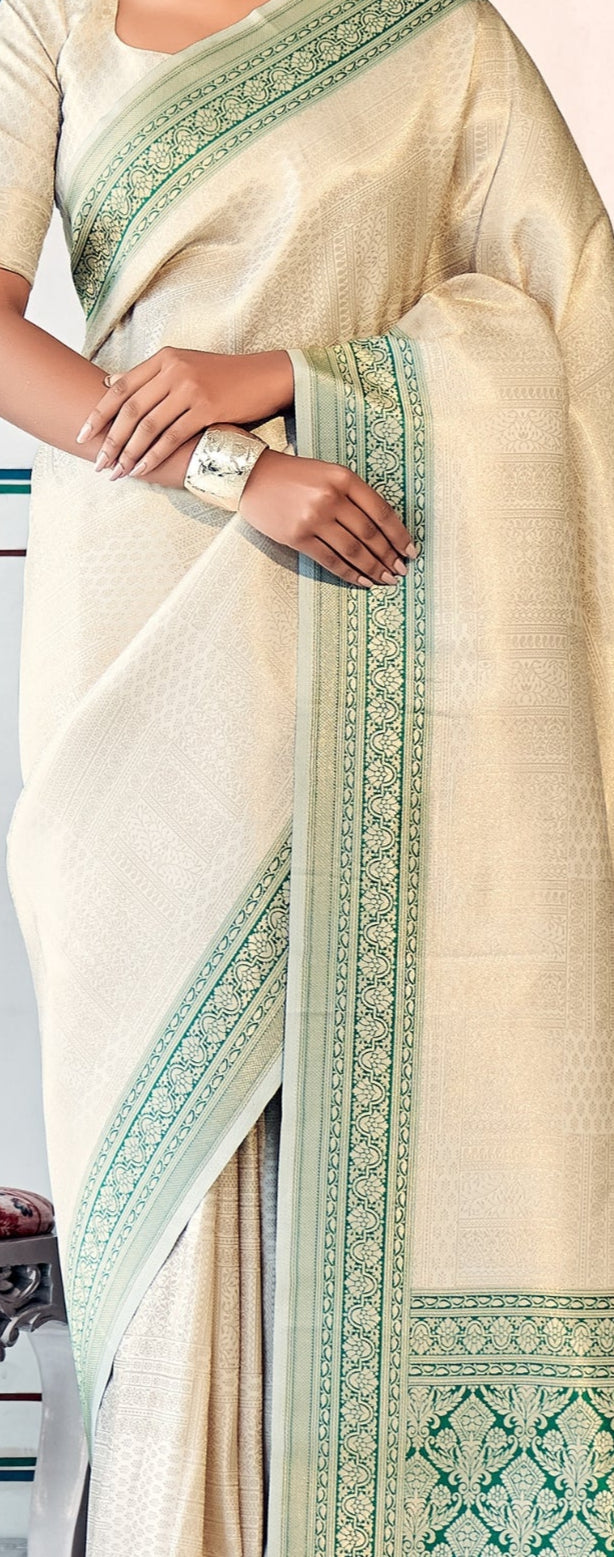 Soft Handloom Kanjivaram Silk Pistachio Green Exotic Border Saree