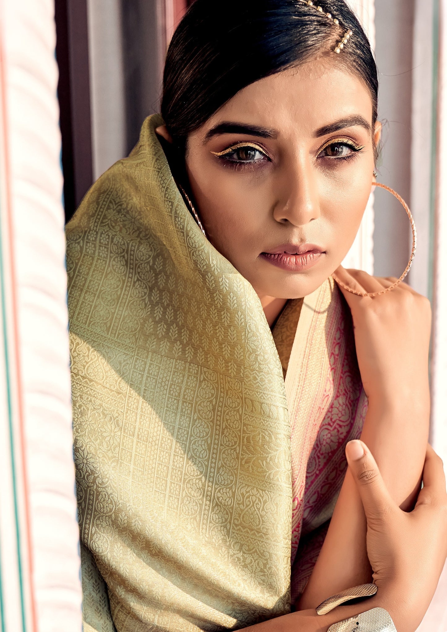 Soft Handloom Kanjivaram Silk Pistachio with Exotic Pink Border Saree