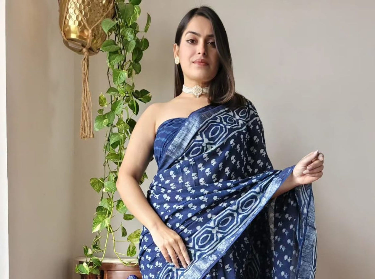 Beautiful Floral Linen Digital Print Blue Saree