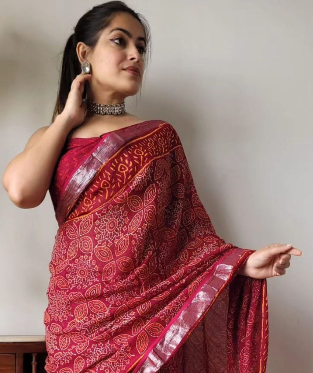Beautiful Floral Linen Digital Print Red Saree