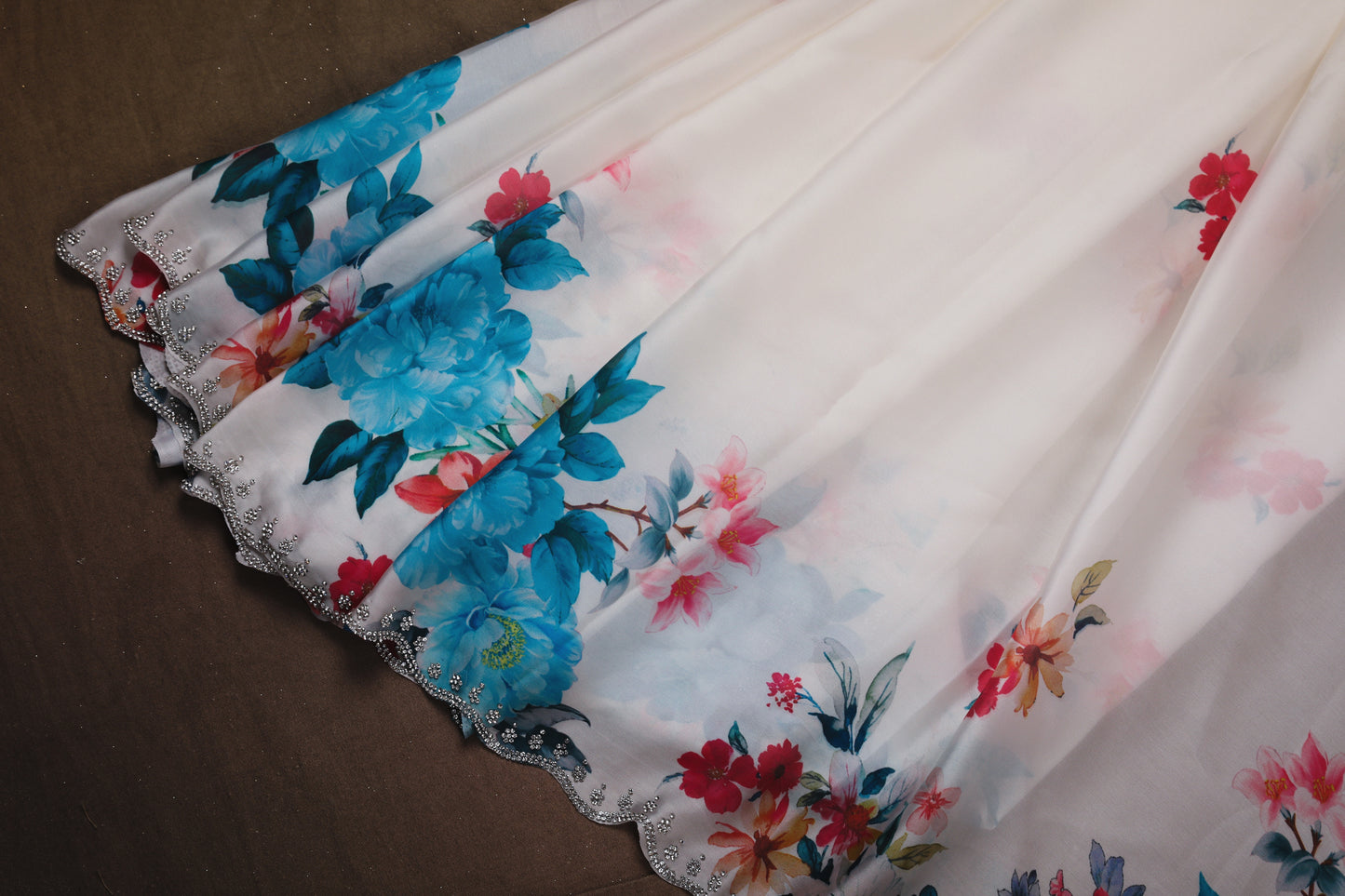 White zarkan work saree in digital floral print
