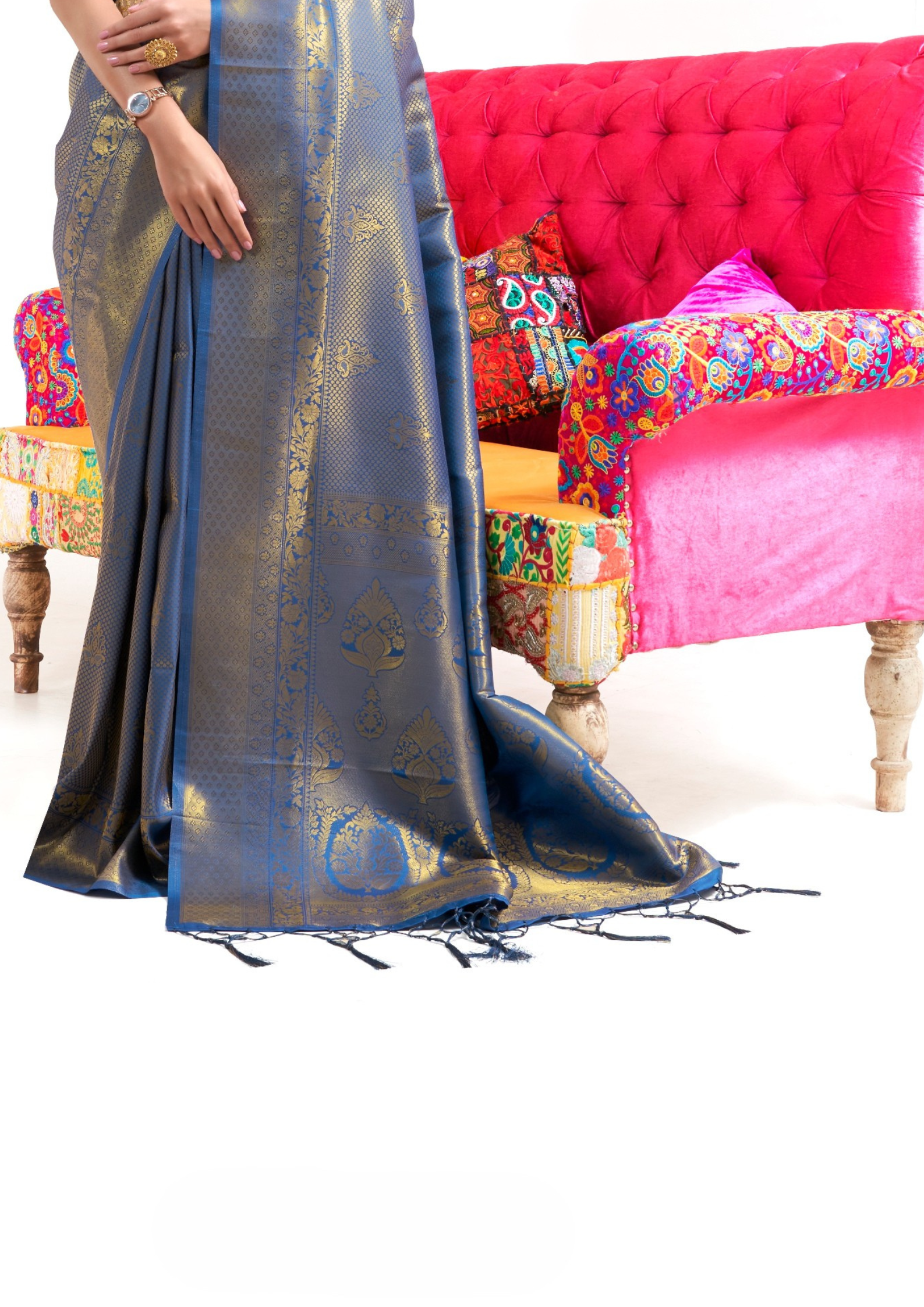Kanjivaram Blue and Golden Embroidered Handloom Weaving Saree