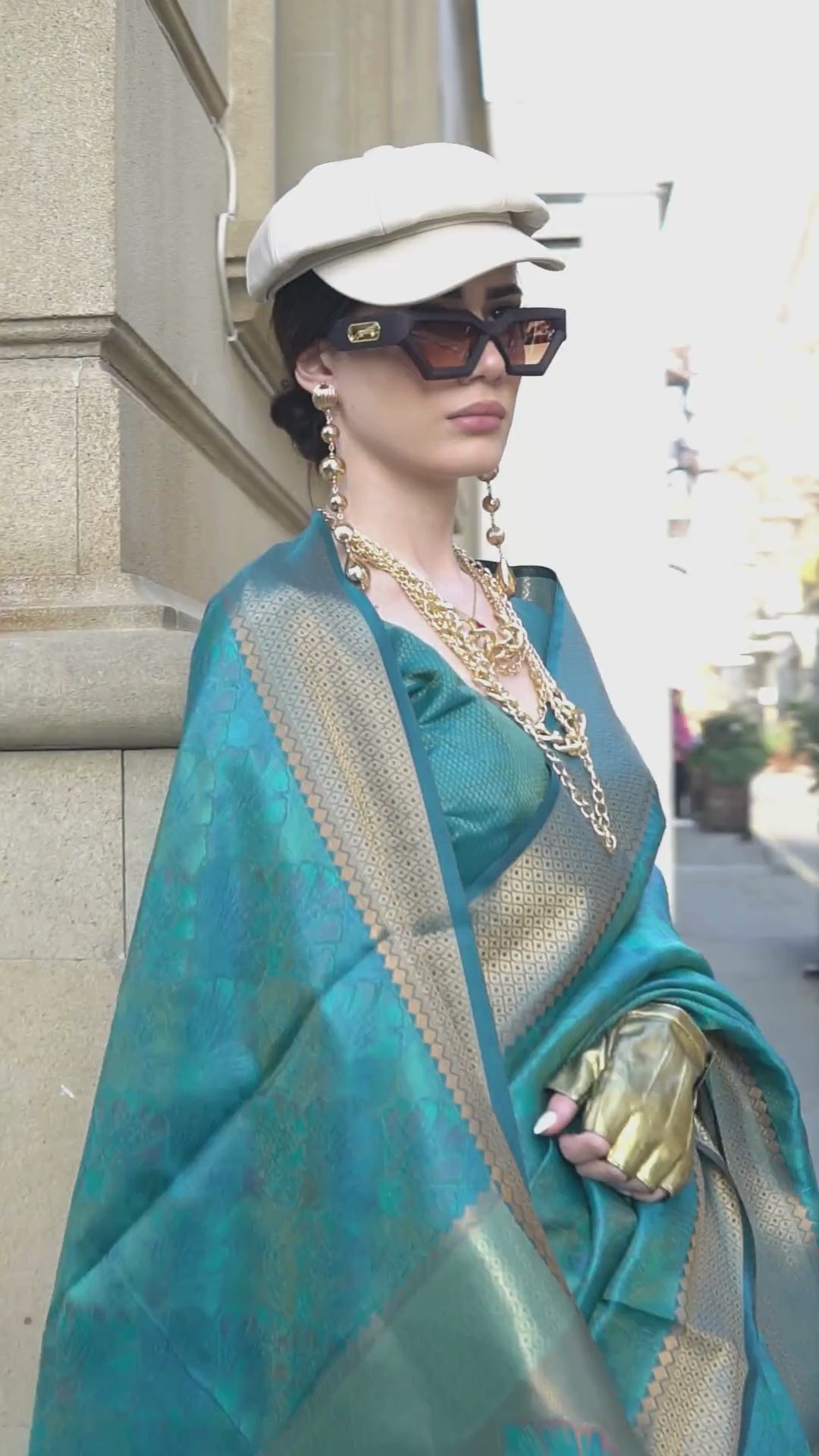 Turqoise Two Tone Organza Weaving Saree